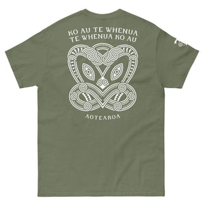 Maori T-Shirt with modern Koruru ancestor carving and "Ko Au Te Whenua" quote about the land.